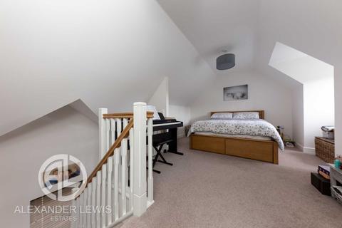 35 Brimstone Drive, Stevenage, SG1 4FX
