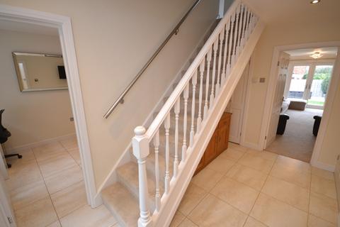 57 Crescent Road, Billericay, CM12 0HZ