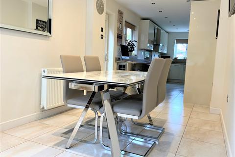 57 Crescent Road, Billericay, CM12 0HZ