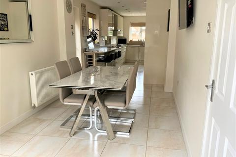57 Crescent Road, Billericay, CM12 0HZ