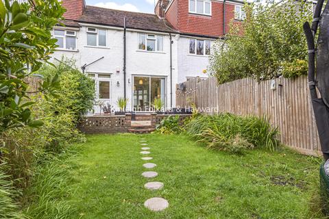 41 Westhurst Drive, Chislehurst, BR7 6HS