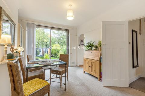 41 Westhurst Drive, Chislehurst, BR7 6HS