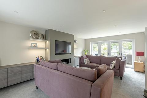 7 Brindlewick Gardens, Beckenham, BR3 1DG