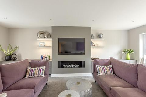 7 Brindlewick Gardens, Beckenham, BR3 1DG