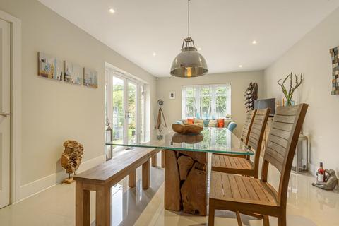 7 Brindlewick Gardens, Beckenham, BR3 1DG