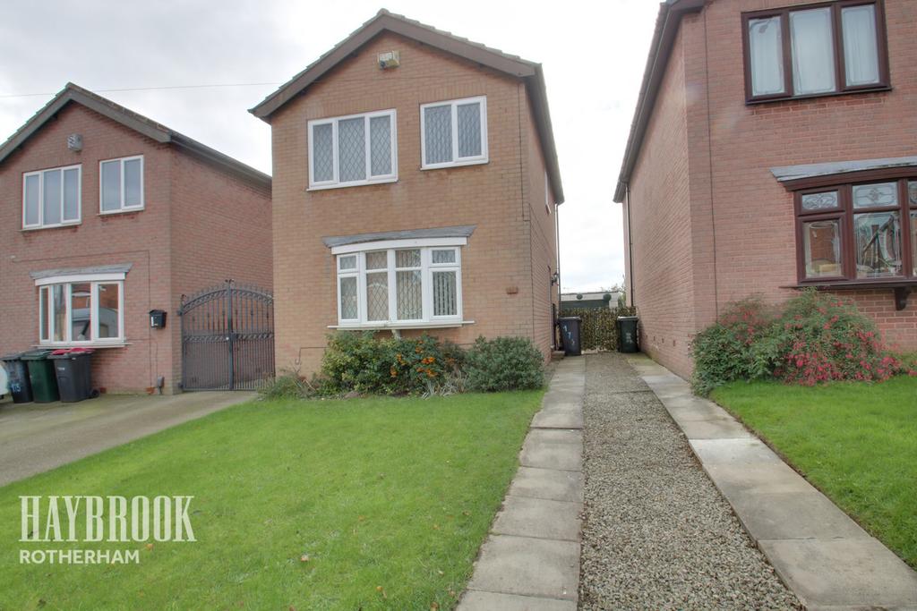 Kilnhurst Road, Rawmarsh 3 bed detached house £140,000