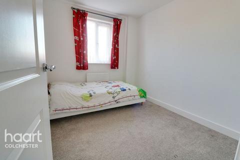 9 Cater Walk, Colchester, CO4 5ZT