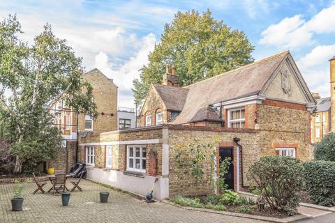 4 Reed Place, London, SW4 7LF