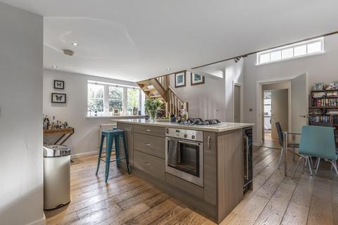 4 Reed Place, London, SW4 7LF