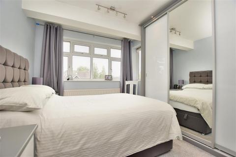 94 Sandcross Lane, Reigate, RH2 8EY
