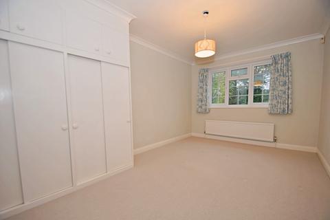 4 bedroom detached house to rent, Bournemouth