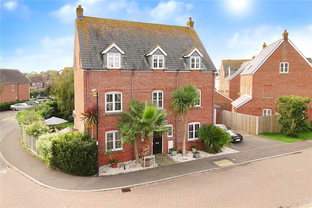 Hazel Road, Bramley Green, Angmering, West Sussex 5 bed detached house