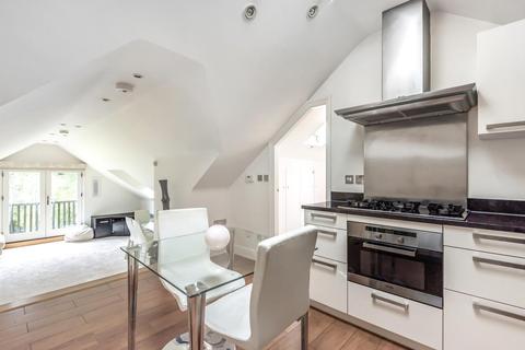 Emily House Totteridge Green, London, N20 8PY