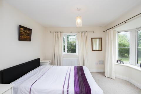 7 Boleyn Row, Epping, CM16 6FF