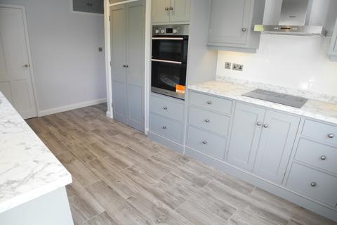 9 Farm Close, Bungay, NR35 1JG