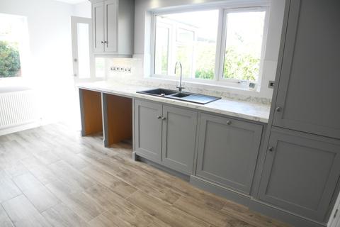 9 Farm Close, Bungay, NR35 1JG