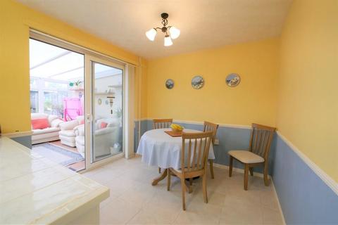47 Aldercroft Road, Ipswich, IP1 6PL
