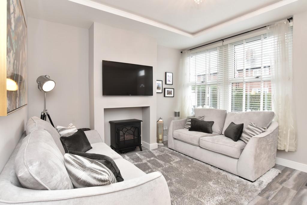 Butler Road, Harrogate, HG1 4PF 2 bed terraced house £900 pcm (£208 pw)
