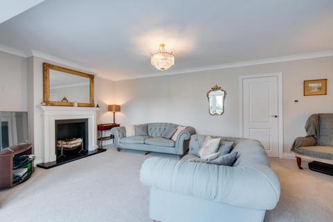 42 Hatfield Lane, Barnby Dun, Doncaster, DN3 1DF