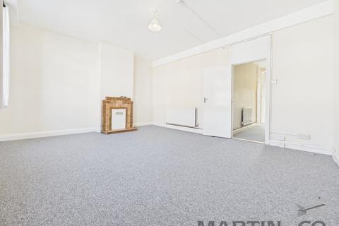 4 bedroom maisonette to rent, Elm Grove, Southsea