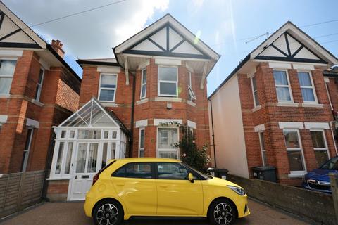 1 bedroom detached house to rent, Harvey Road, Bournemouth