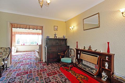 82 Upper Lane, Netherton, Wakefield, WF4 4NF