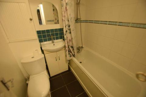 undefined, Mount Pleasant, Mount Lane, Bracknell, Berkshire, RG12