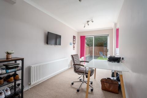 36 Meadow Close, Hockley Heath, Solihull, B94 6PG