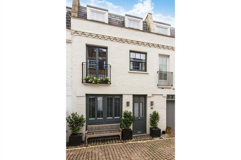 30 Lancaster Mews, London, W2 3QE