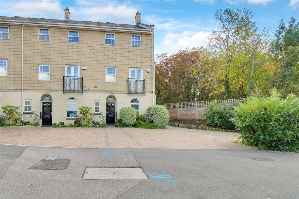 Eastbury Way, Redhouse, Swindon, SN25 4 bed end of terrace house £315,000