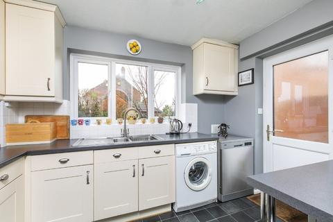 8 Rooks Down Road, Winchester, SO22 4LT
