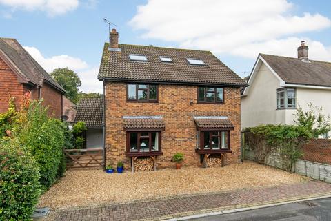 Kelburn North Drive, Littleton, Winchester, SO22 6QA