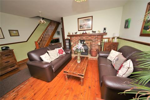 2 The Warren, Stanford-le-hope, SS17 0EG