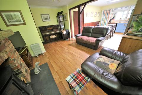 2 The Warren, Stanford-le-hope, SS17 0EG
