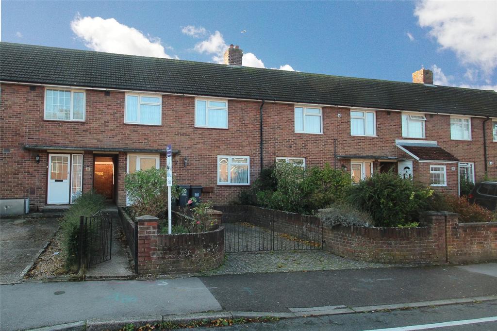 High Lawn Way, Havant, PO9 3 bed terraced house £195,000