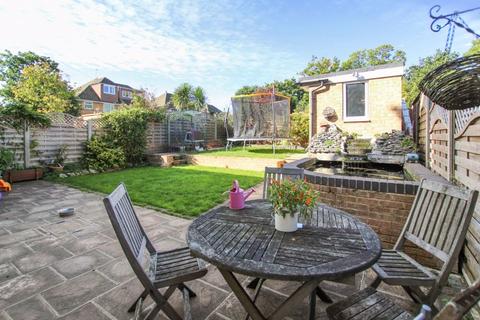 7 Eden Close, Bexley, DA5 2EH