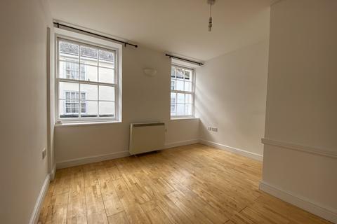 1, Stucley House Fore Street, Chulmleigh, EX18 7BR