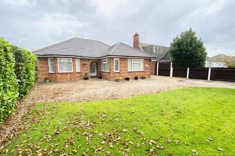 159 Fairway, Waltham, Grimsby, DN37 0NE