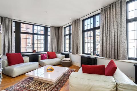 2 bedroom apartment to rent, Wardour Street, Soho, W1F