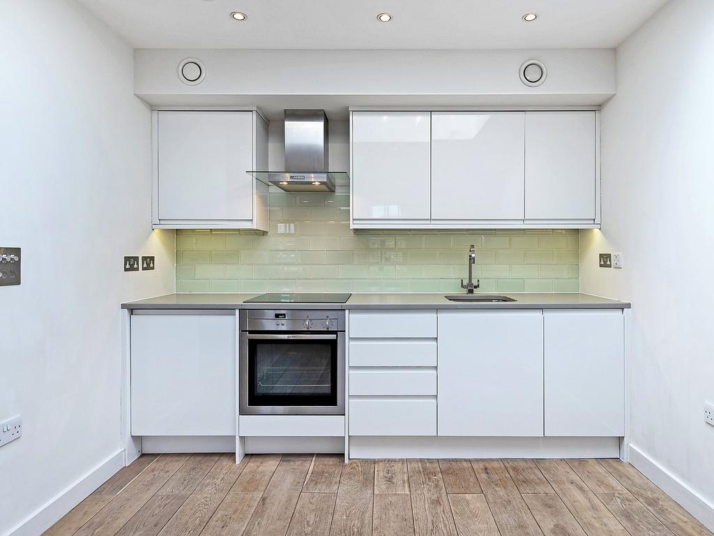 Lisle Street, WC2 H