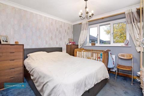 54 Ryburn Close, Taunton, TA1 2RH