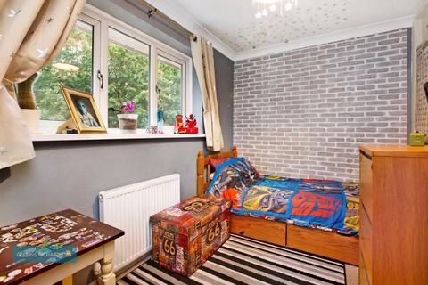 54 Ryburn Close, Taunton, TA1 2RH