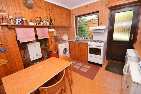 12 Critchmere Lane, Haslemere, GU27 1PE