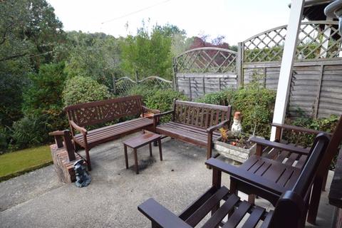 12 Critchmere Lane, Haslemere, GU27 1PE