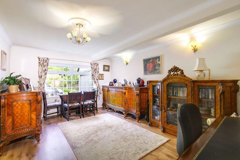White Lodge, Birmingham Road, Shenstone Wood End 3 bed country house for sale £500,000