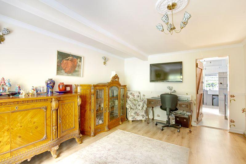 White Lodge, Birmingham Road, Shenstone Wood End 3 bed country house for sale £500,000