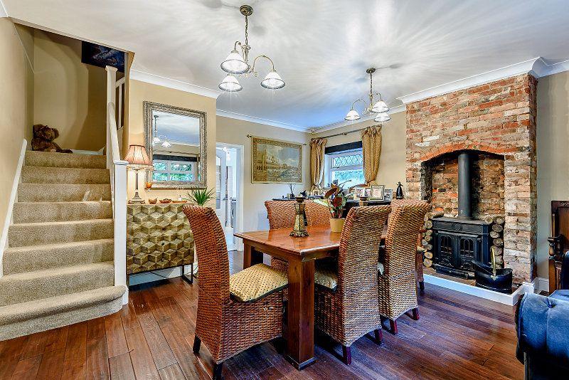 White Lodge, Birmingham Road, Shenstone Wood End 3 bed country house for sale £500,000