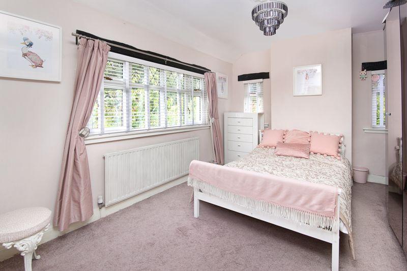 White Lodge, Birmingham Road, Shenstone Wood End 3 bed country house for sale £500,000