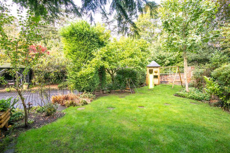 White Lodge, Birmingham Road, Shenstone Wood End 3 bed country house for sale £500,000
