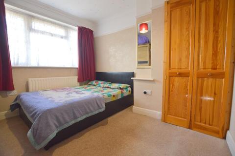 6 Elmore Road, Luton, LU2 0QB